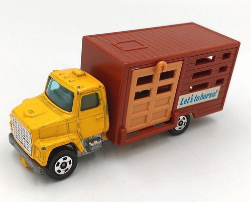Tomy f27 ford cattle truck - tomy,